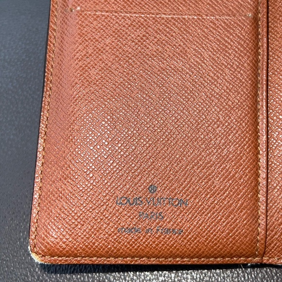 Vintage Louis Vuitton Wallet 👝 - Picture 8 of 8